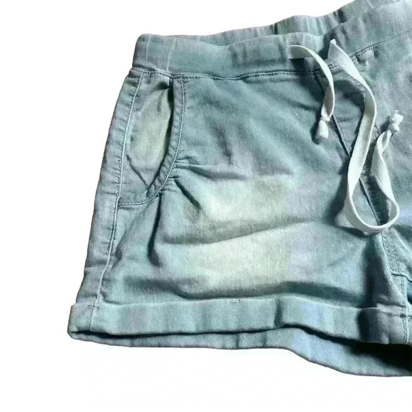 Short Jeans - Picture 3 of 9